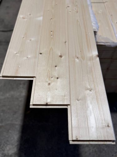 Hajópadló hossztoldós svéd lucfenyő 19x146 "A-B" min., fózolt profil