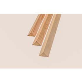 Borovi háromszögléc 2cmX2cm (befogó méret)