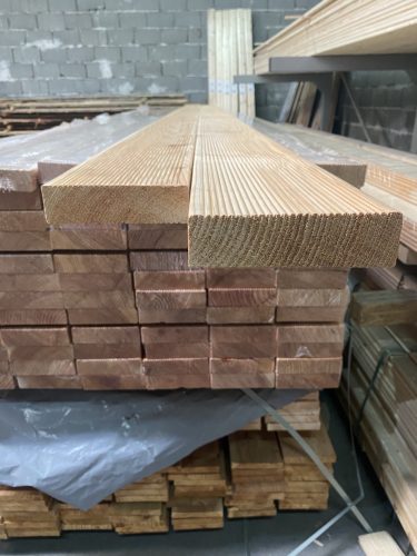 Teraszburkolat vörösfenyő 40x143 "A-B" minőség, 4m