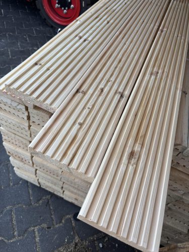 Teraszburkolat svéd borovi 26x144 "B" minőség
